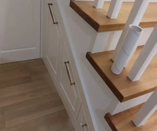 dulapuri-sub-scari (2)